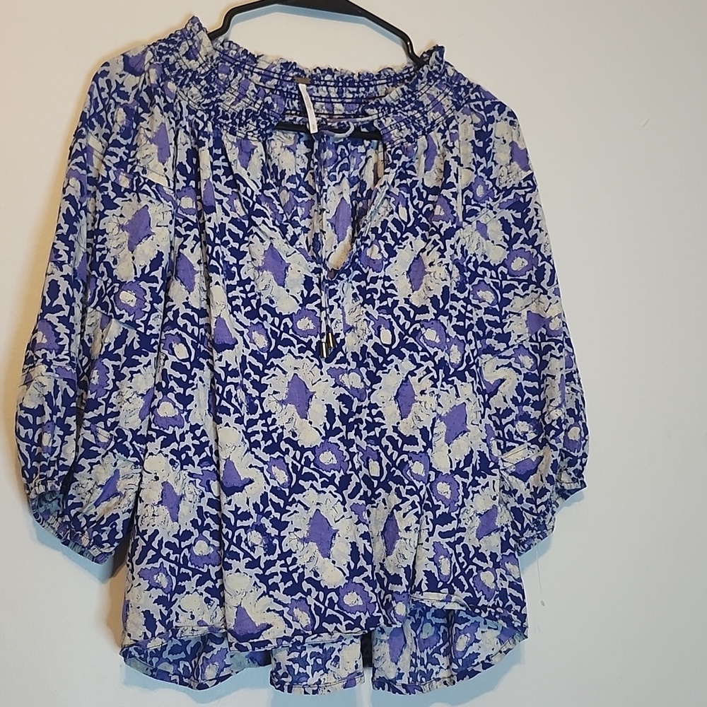 Free People Blue and Cream Floral Blouse - Picture 3 of 13